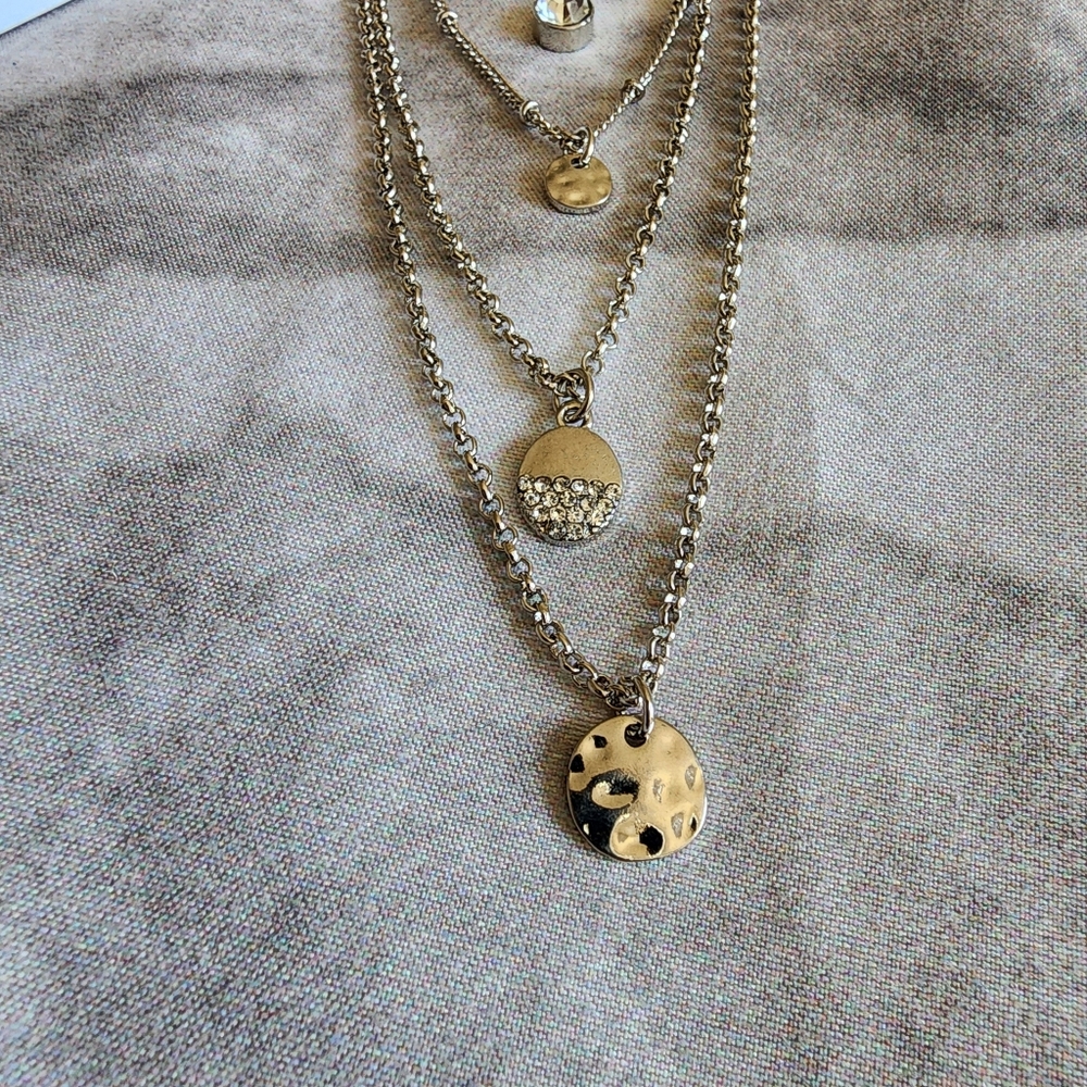 Layered necklace - Picture 11 of 11